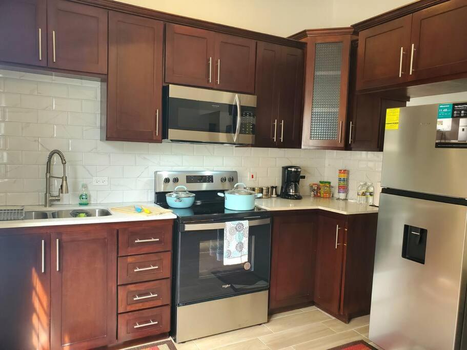 'The Solace' New Luxury Modern 1Bed 1Bath Apt. Portmore Exterior photo